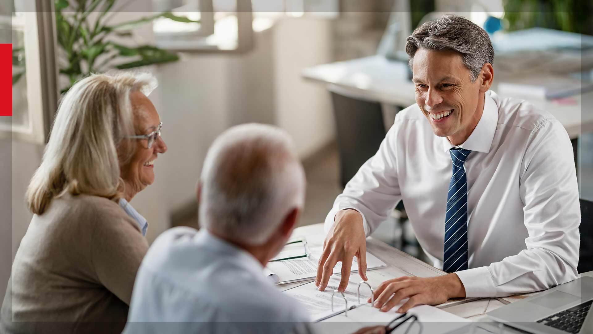 在顾问端内发起客户申请